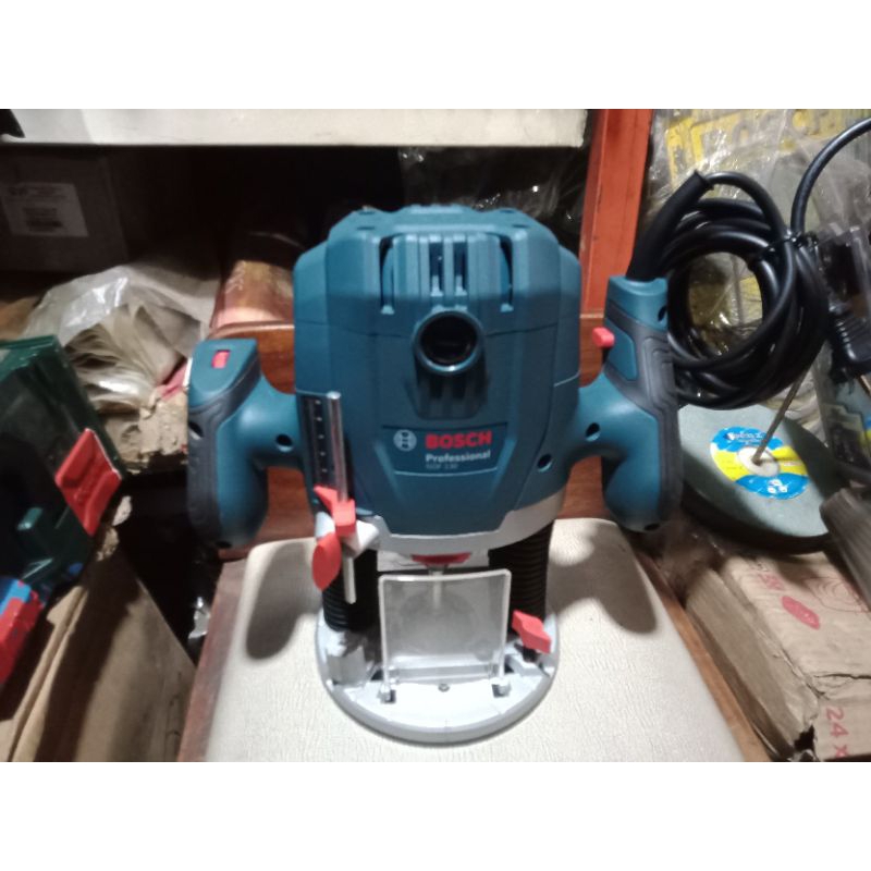 mesin profil kayu bosch gof 130 router trimmer bosch gof 130