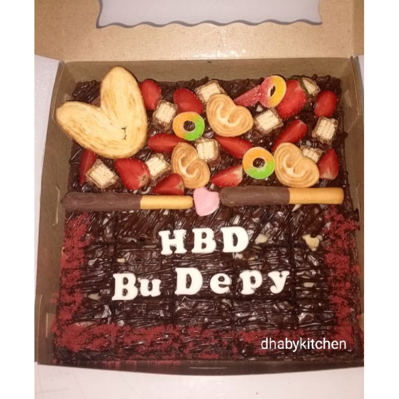 

brownies custom/fudgybrownie