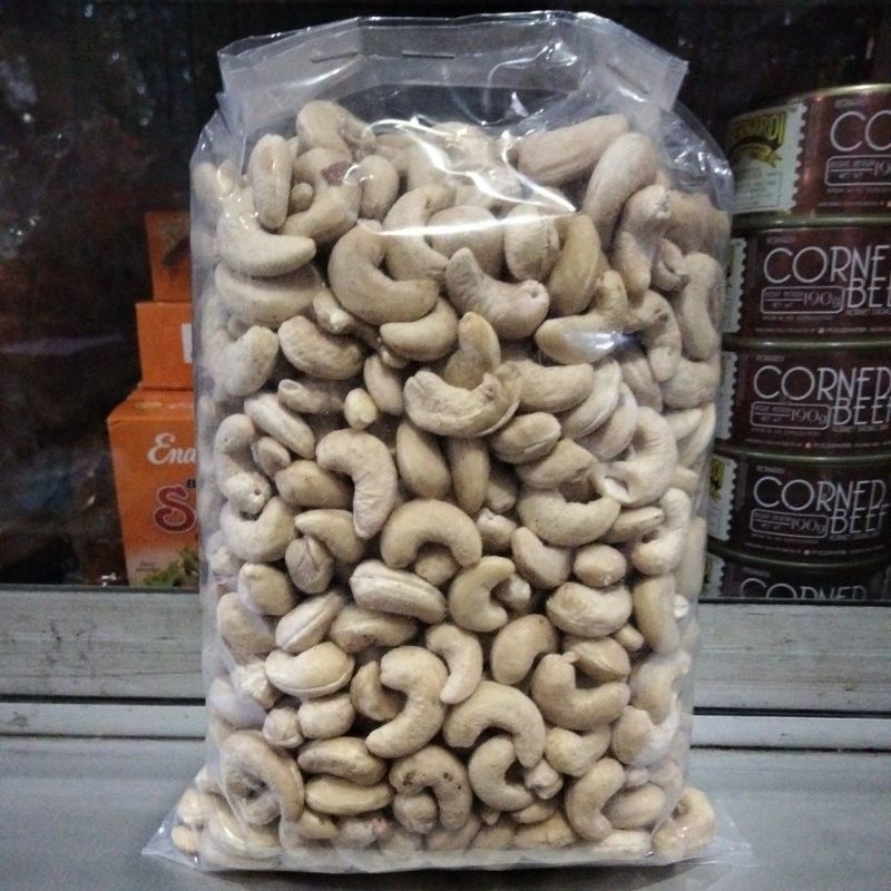 

Kacang Mente/ Mede Mentah 1kg