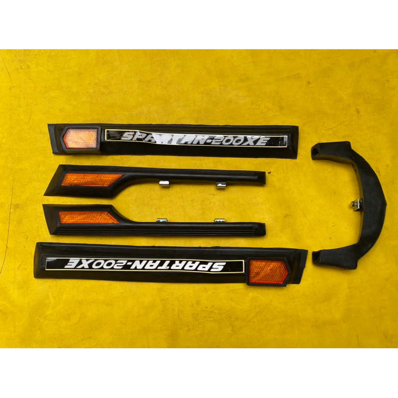 karet trim body trime karet tepong spakbor body set vespa spartan px ps vespa clasic detail original