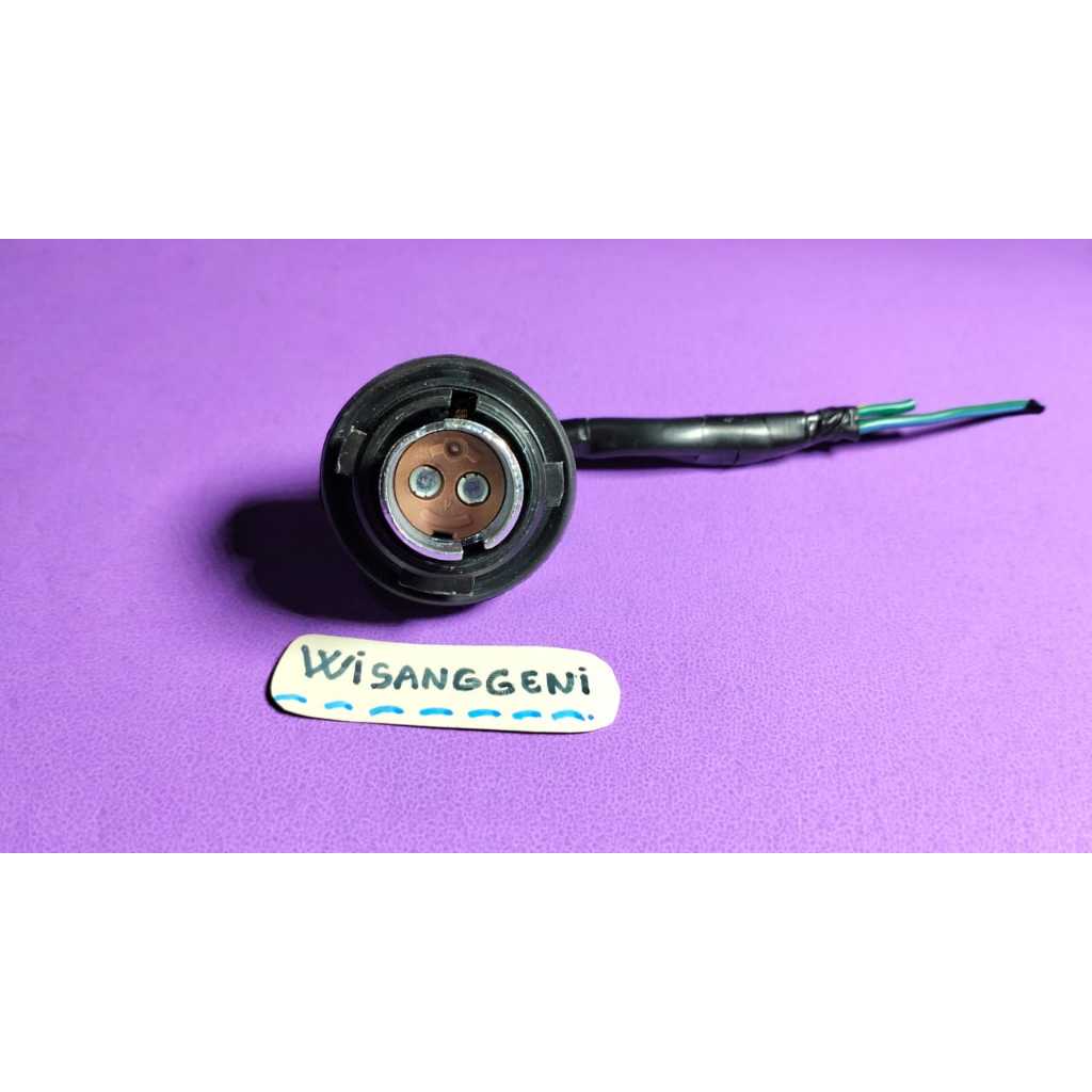Soket kabel fiting lampu belakang motor mobil universal stanley ori.