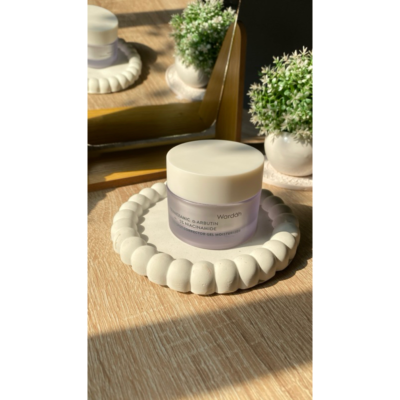 WARDAH moisturizer gel