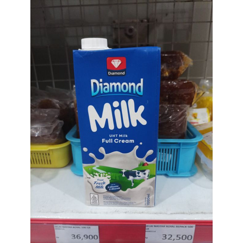 

Diamond Milk Susu UHT Full Cream 1000 ml