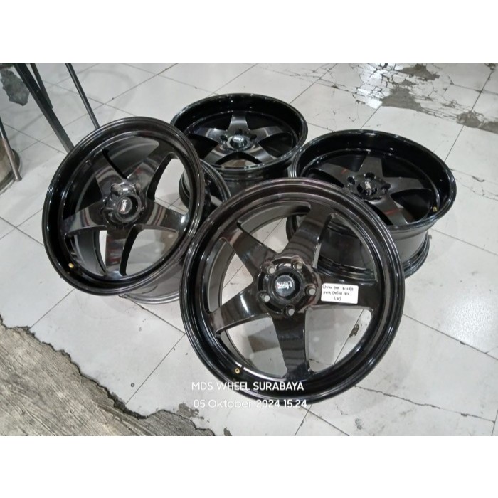 Velg Mobil Bekas Celong Ring 18 Lubang Baut 5 Pelek Racing CHUBU HSR R18X9-8 5X114 ET35-40