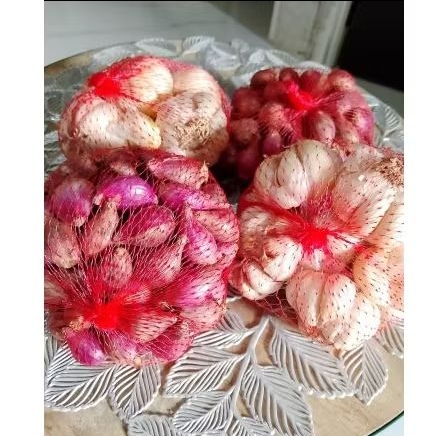 

paket murah bawang merah 250gr bawang putih 250gr
