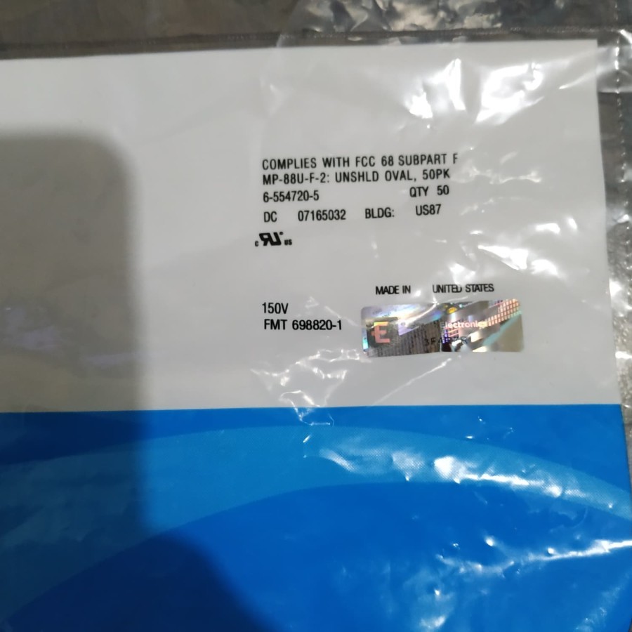 Konektor RJ45 AMP Commscope Cat5e / Connector RJ45 Amp Commscope