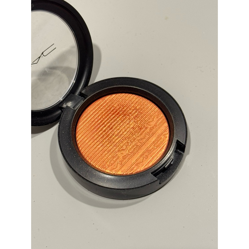 MAC Extra Dimension Blush Telling Glow (Preloved)