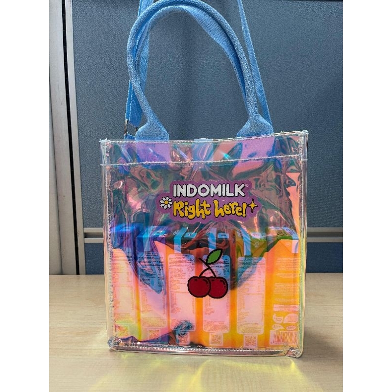 

Susu PVC / Indomilk x seventeen / Indomilk x 17 / Indomilk your way