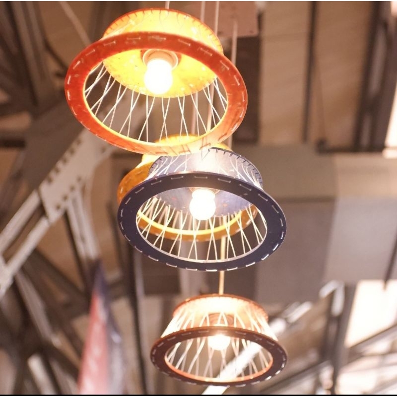 Lampu Gantung Daur Ulang Botol Plastik