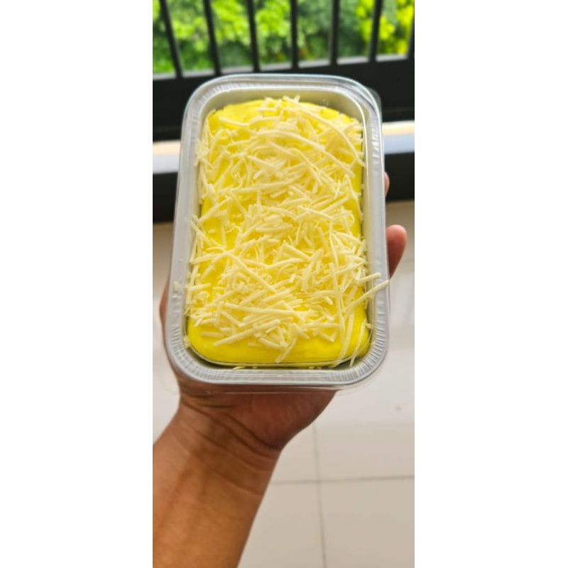 

Pancake durian roll premium