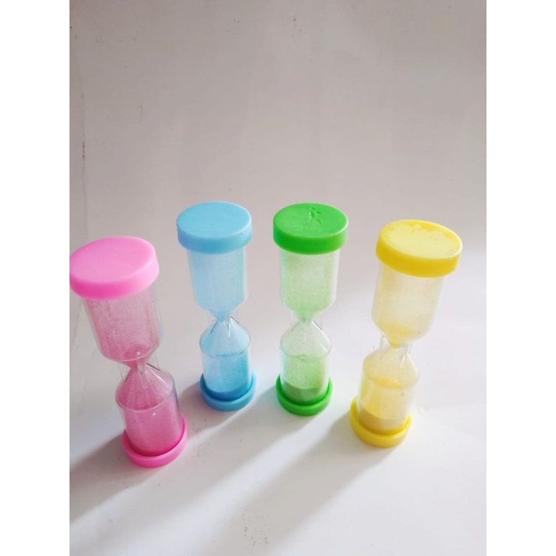 MAINAN JAM PASIR ANAK