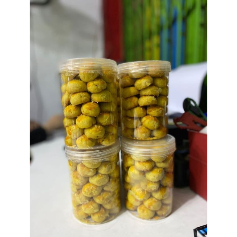 

nastar premium home made Berat bersih 500 gr SANGAT COCOK UNTUK KADO / HADIAH / HAMPERS DLL FL BAGUS CANTIK TOP VIRAL TERLARIS MURAH READY PEKANBARU RIAU EXCLUSIVE BISA COD INSTANT CUS ORDER NOW STOCK TERBATAS PROMO FREE ONGKIR HARAP CEK STOCK SEBELUM CO