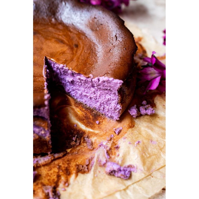 

Ubee Basque Burnt Cheesecake Oleh-Oleh Bogor
