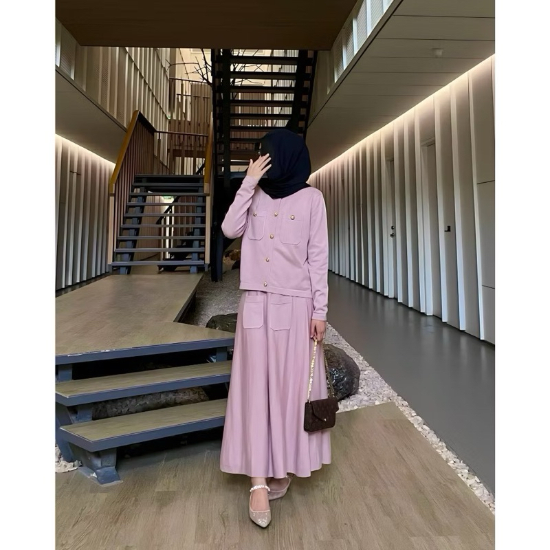 Ima Set Rok Sweater by Gonegani