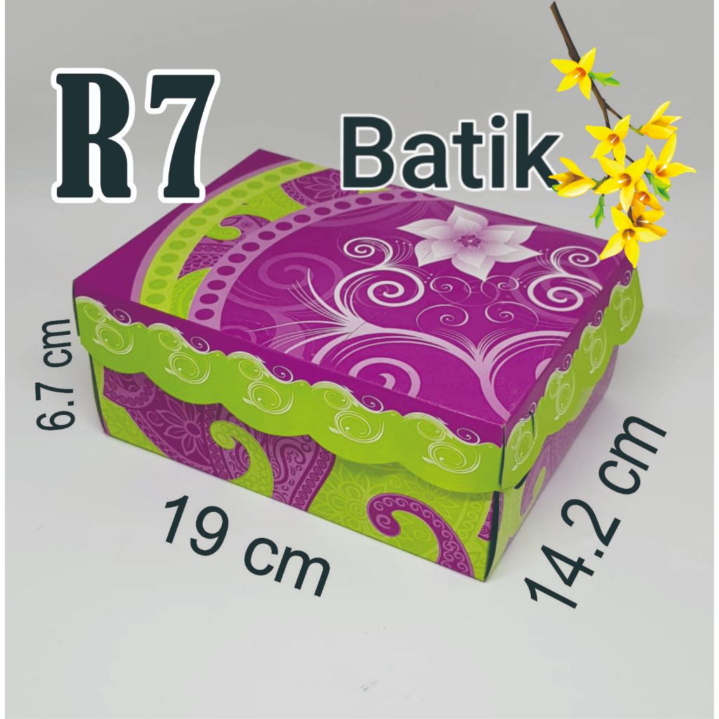 

R7 Batik isi 50 dos duplex 19 x 14,2 kotak makanan kue hampers