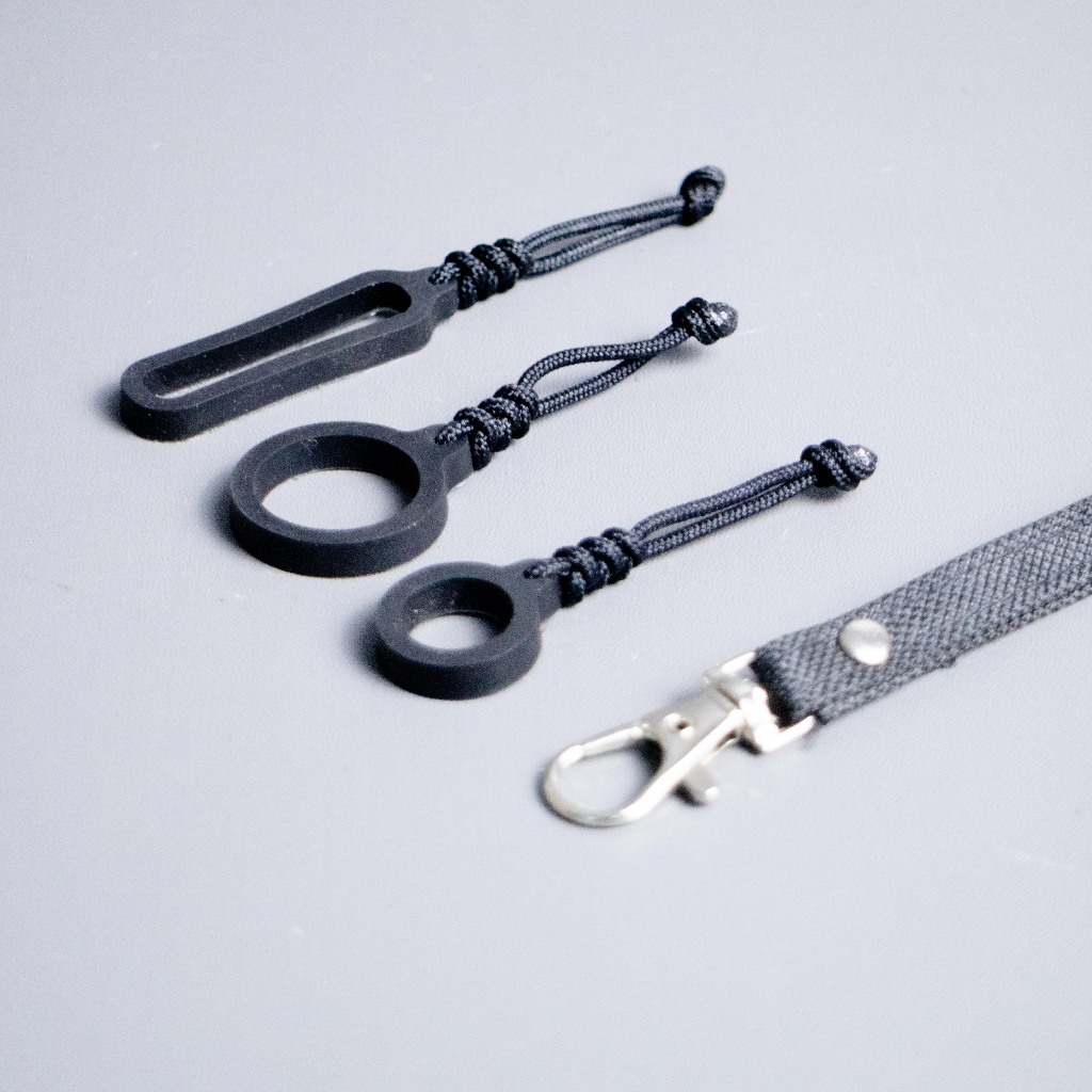 

Lanyard Gantungan Device Multifungsi Bahan Kain Kanvas Plus Karet O Ring Snaphook Besi Serbaguna