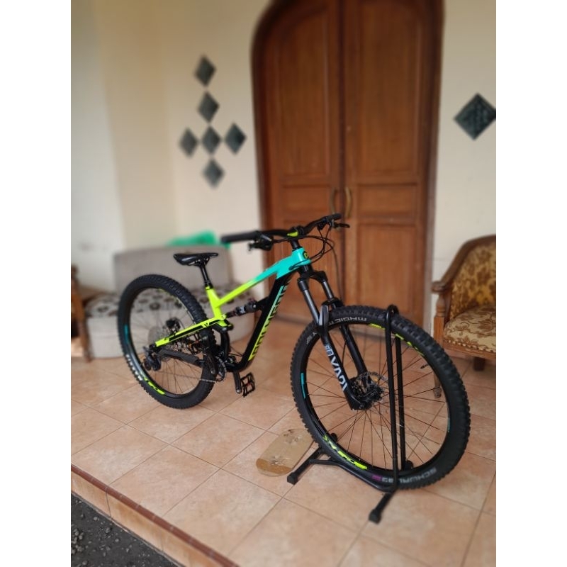 Polygon Siskiu T7 size M  29er
