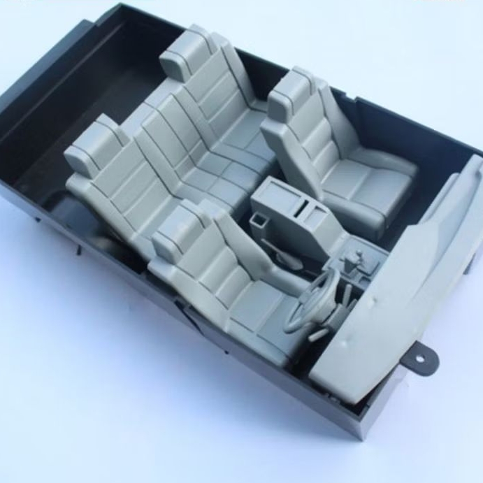 Interior RC Hard body LAND CRUISER VX80 1 10