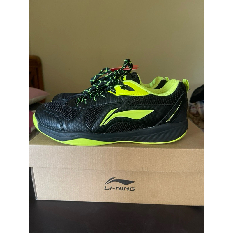 Sepatu Badminton Tenis Meja Lining Ultra III / Lining Ultra 3 (Original) SIZE 44