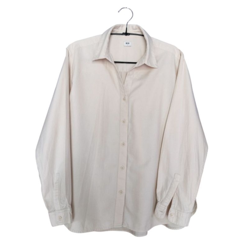 [Preloved Like New] Kemeja Uniqlo Flanel Polos Cream