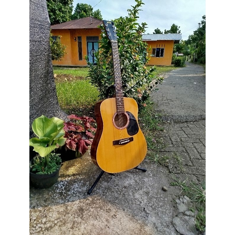 gitar yamaha jumbo