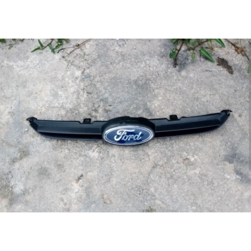 grill grile ford fiesta 2009 - 2011 original
