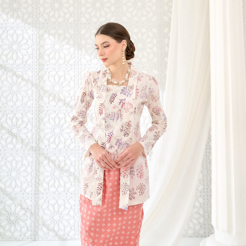 Kebaya Kutubaru Klasik Batik Cap/ Kutubaru Putih Jumbo Bigsize/Kebaya Kutubaru Bridesmaid/Seragam Pe