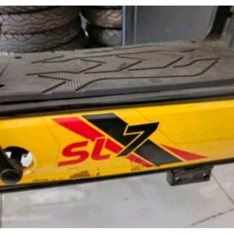 

STIKER CUTTING SEPEDA LISTRIK SL7 30cmx10cm