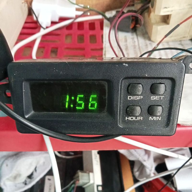 Jam Dashboard Timor