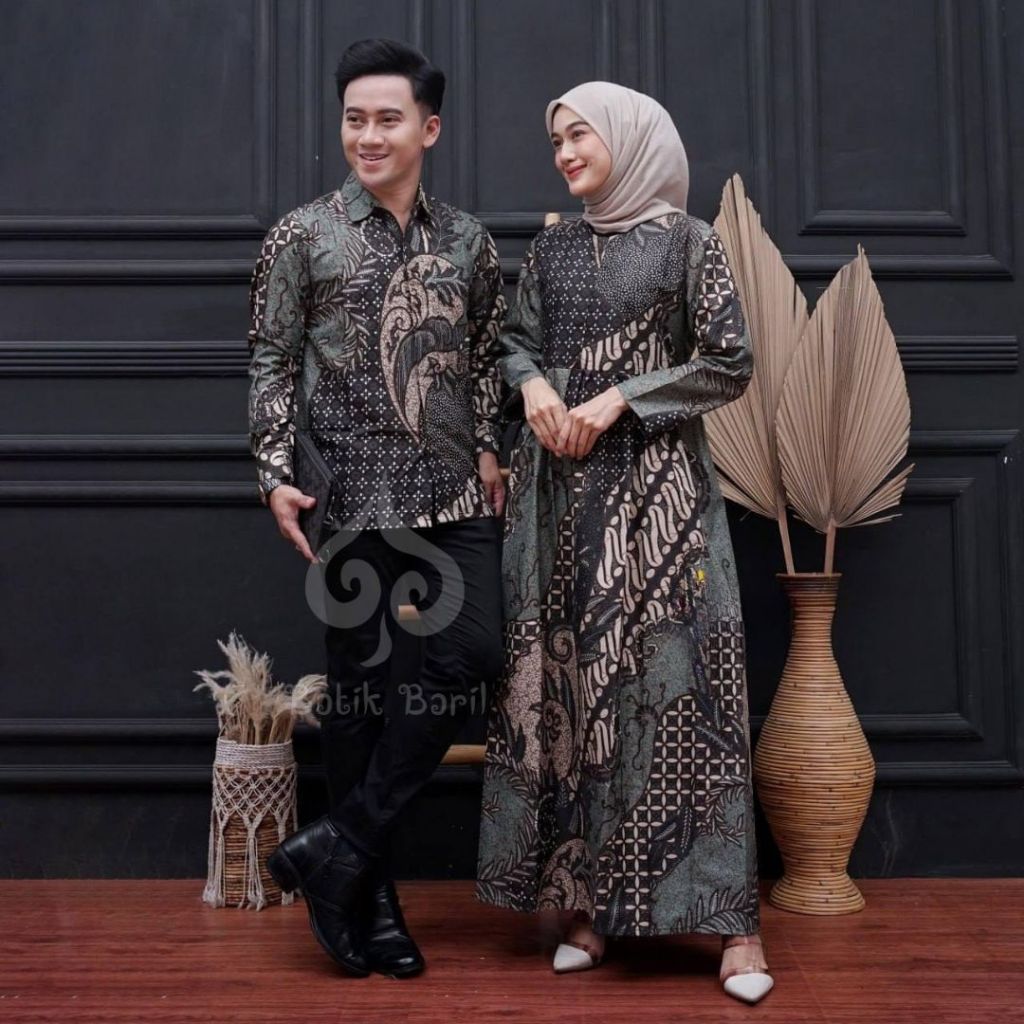 Batik Couple Motif Ajisaka