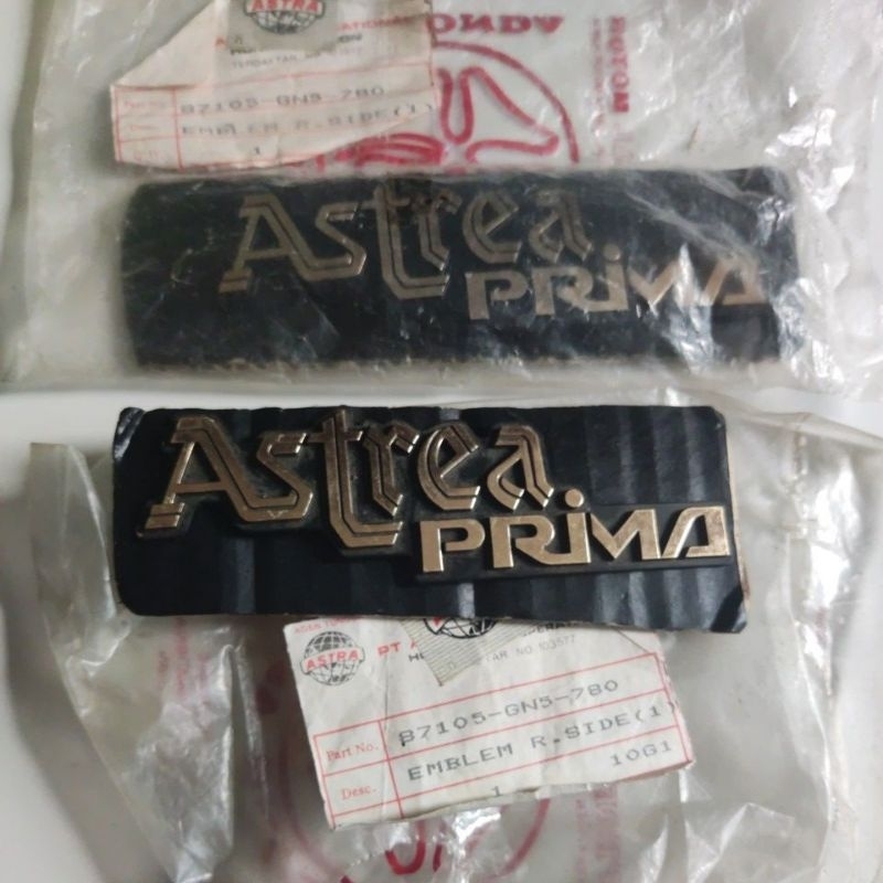 Emblem Logo Original honda astrea Prima