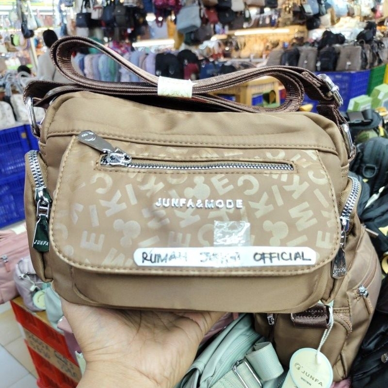 TAS SELEMPANG JUNFA TERBARU 9953-374 BAHAN PARASUT MOTIF MCM