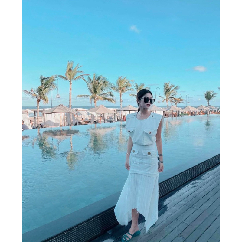 MARYALLE - Voyage Pleated Skirt Size S