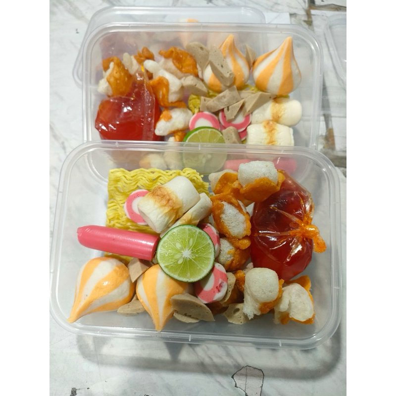 

Seblak Instant komplit