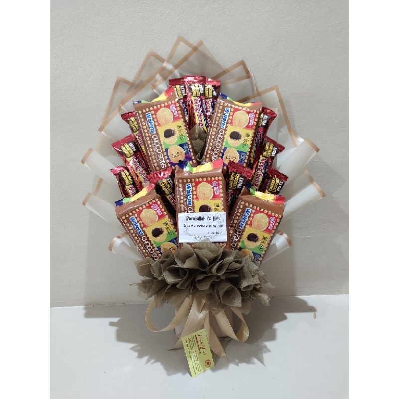 

Buket Snack Bunga Wisuda Custom Bebas Sesuai Budget