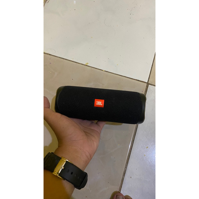 JBL flip 5 second