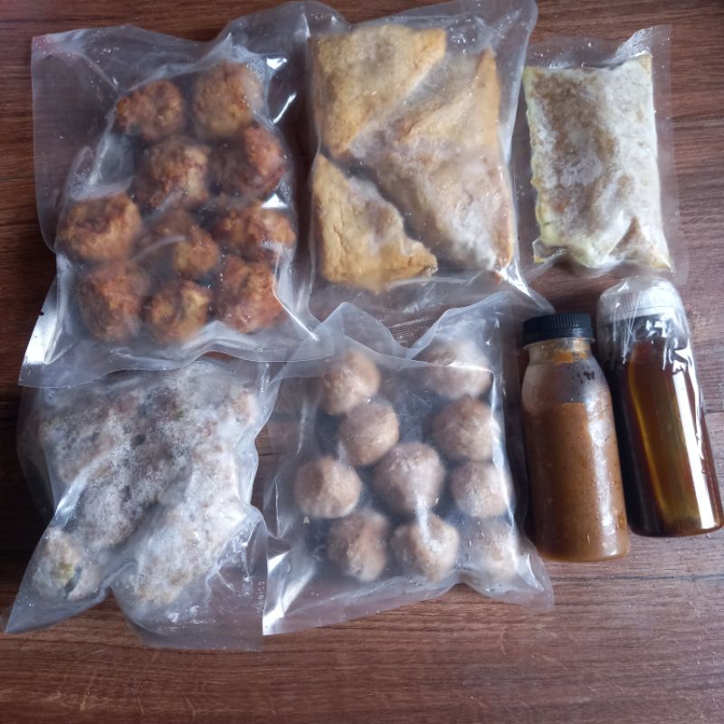 

Paket bakso Sulawesifood khas makassar