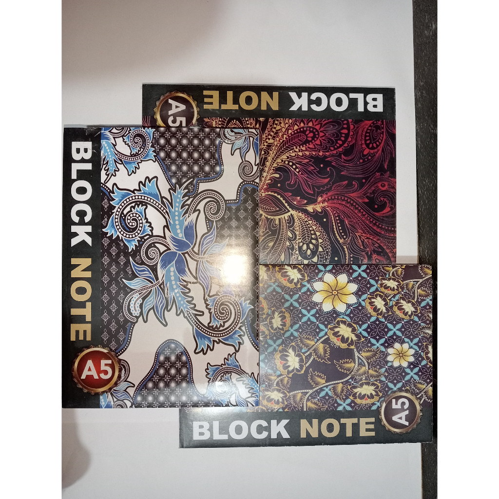 

Block Note Ukuran A5 Motif Batik