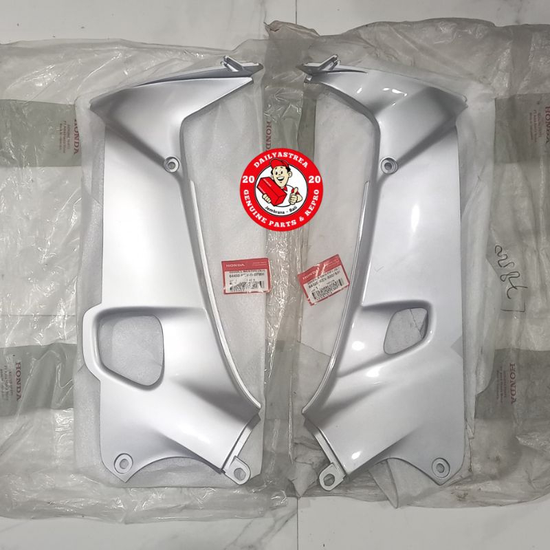 LEGSIL LEKSIL TEBENG DALAM SILVER KANAN KIRI HONDA SUPRA FIT V XX X 100 ORIGINAL ORI 64400-KEV-880FM