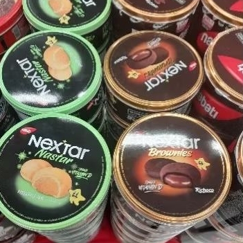 

Nextar Brownies 160gr COKLAT / Nastar NENAS cookies Tin Kaleng