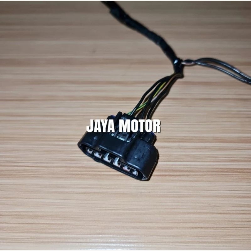 Z854 Soket Igniter Toyota Kijang Kapsul