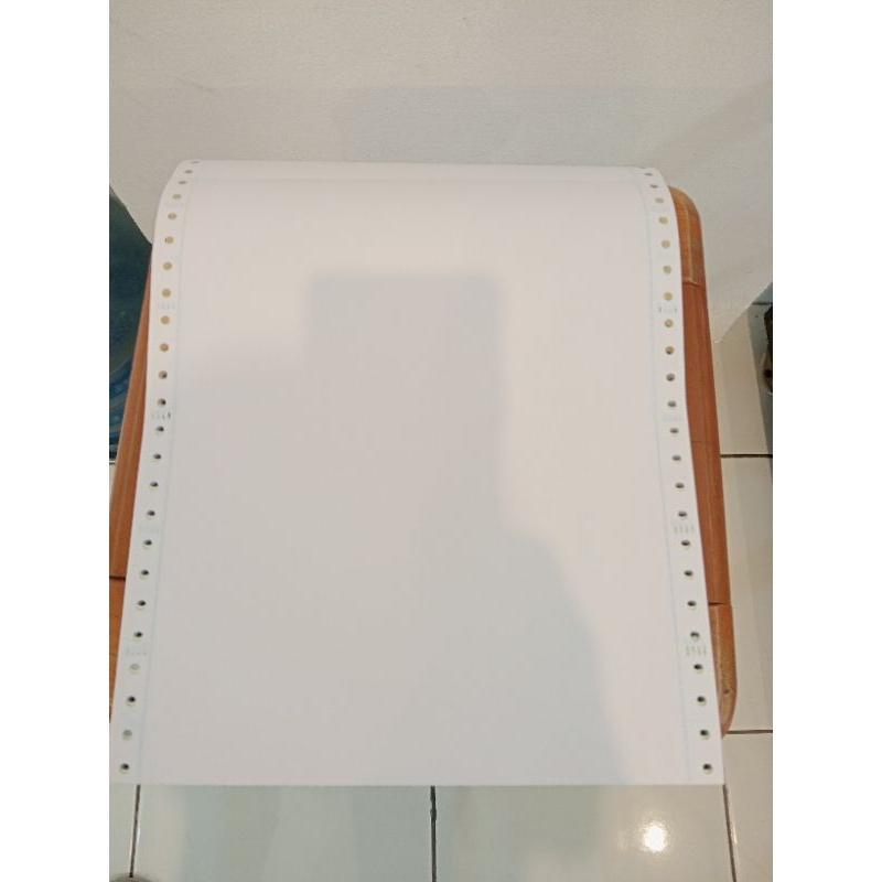 

Continuous Form 3 ply Paperline 9,5" x 11