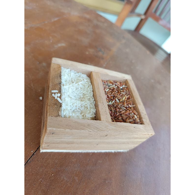 Tempat Makan Burung  Ukuran Kecil untuk sangkar Mini / Untulan