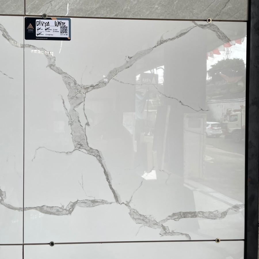 GRANIT LANTAI MOTIF MARMER CARARA GLAZE POLISHED UKURAN 60X60 | ARNA DIVYA WHITE 60X60