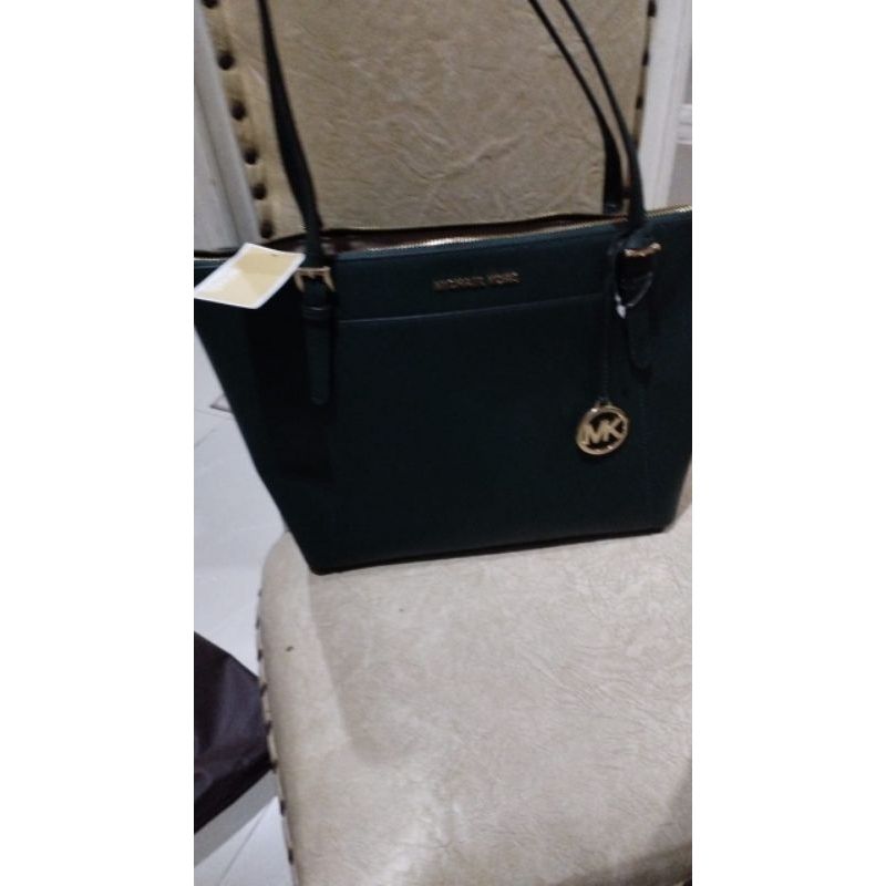 tas tote michael kors hitam