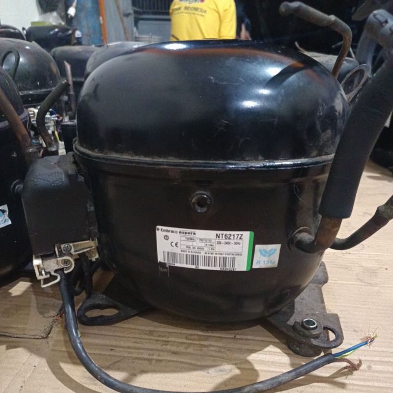 COMPRESSOR 3/4  PK ORIGINAL # KOMPRESOR KULKAS / CHILEER SHOWCASE / FRIZER KONDISI SEKEN COPOTAN