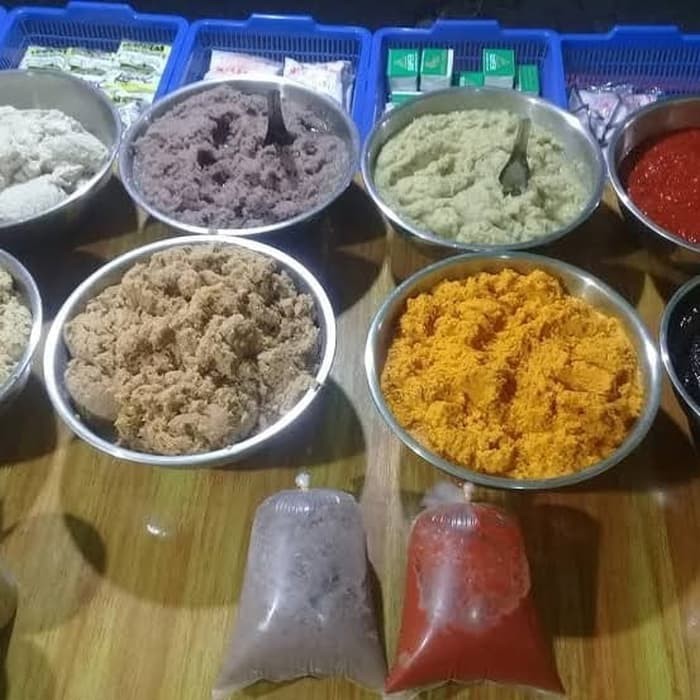 

ANEKA BUMBU GILING Basah Rendang Opor Semur dll Lengkap per pack 200g-