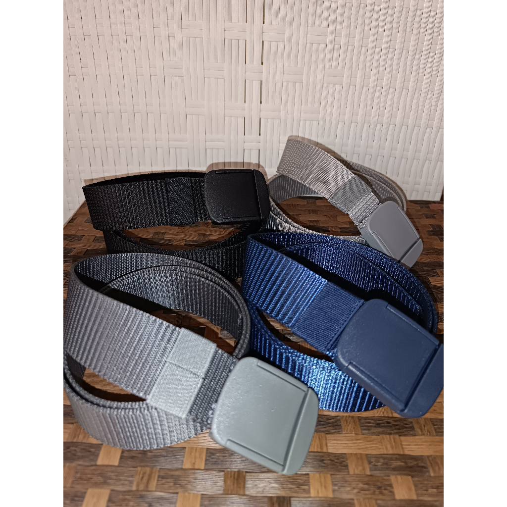 Ikat Pinggang Pesawat Karet Adriell Cirillo