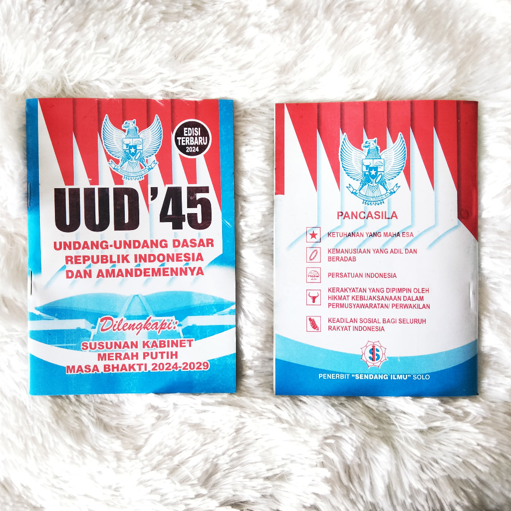 

TERMURAH!!!! BUKU UUD 45 UNDANG-UNDANG DASAR REPUBLIK INDONESIA DAN AMANDEMENNYA