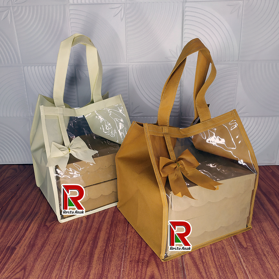 

Tas Hajatan Mika Transparant Semi Kain Box 20/Goodie bag Mika Transparant/Gift Box SM20
